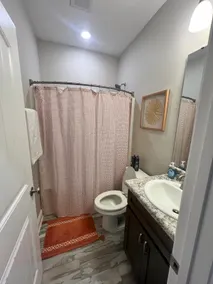 Home by the base - 8 min from beach! - Image 4