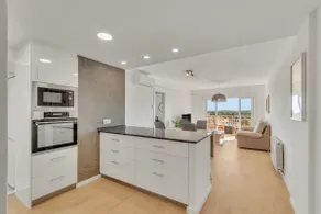 Sea View Penthouse - Image 2