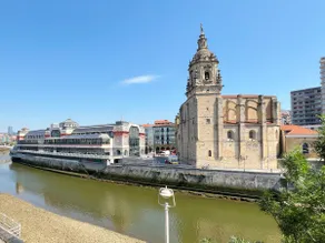 Bilbao Casco Viejo, overlooking the river. - Image 5
