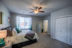 Cozy 2-Bedroom Condo in Vibrant Urban Omaha with Convenient Designated Parking - Image 2