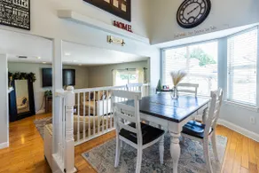 Entire Extraordinary house 5 Rooms 5 beds 1crib - Image 2