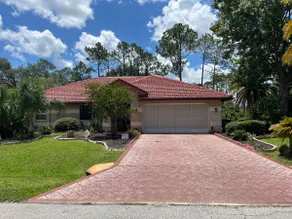 Golf course home with hot tub and heated pool - Image 2