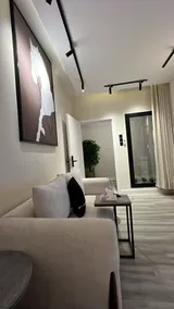 A quiet home with a modern character - Image 4