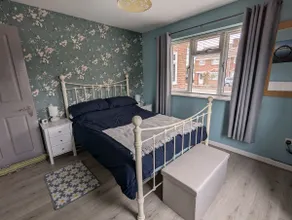 Place to stay in Swindon - Image 4