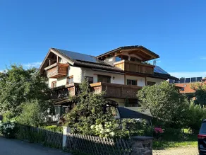 Large balcony with mountain view 2 bedrooms Parking - Image 3