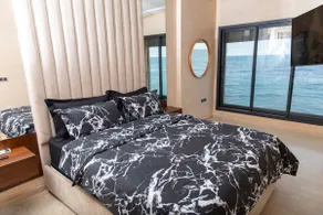 Host's dream – The Blue Refuge in the Heart of the Ocean - Image 2