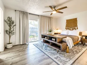 Boho Haven House - Sleeps 6 in a safe neighborhood - Image 5