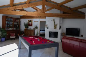 Elegant Provençal Villa, Pool, Air Conditioning, View - Image 2
