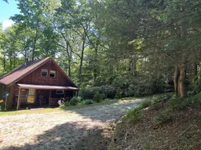 Papa Bears Cabin - Image 4