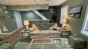 2 bedrooms, 2.5 bath, Garage, 1.5 mi to Farm Show - Image 4