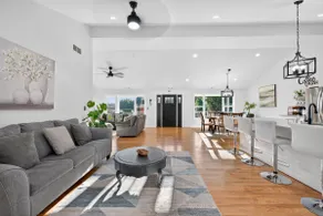 Charming Countryside House - Image 2