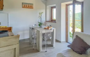 1 bedroom stunning home in Palagnana - Image 4
