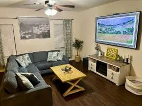 Spacious 4BR,Game RM, Huge Yard- Fam& Pet Retreat - Image 5