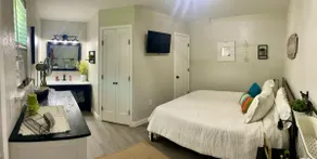 Perdido Bungalow - 1 Queen Bed - Image 5