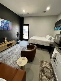 Crash Pad B-studio apt Safe, cozy, clean & in town - Image 3
