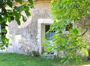 Private suite in the countryside, 5 minutes from t - Image 2