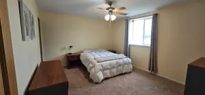 Hawkeye Hangout - Quiet Retreat Near Iowa City - Image 4
