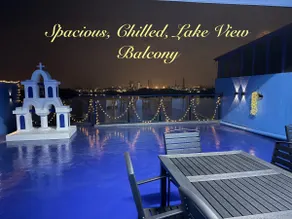 Santorini Msia Sunset Lakeview TownVilla Retreat 5BR 13pax - Image 5