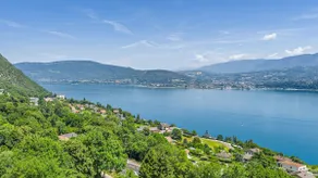 Panoramic Villa – Exceptional lake view - Image 2