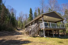 Private waterfront cottage near Bancroft - Image 3