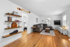 Music City Retreat, Fenced Yard, Sleeps 6, Pets OK - Image 2