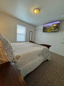 Charming Townhome - Image 4