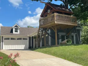 Cozy Carriage House At the Lake - Image 3
