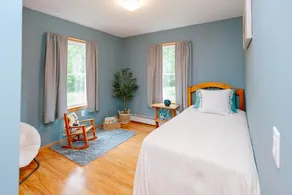 4bed Full House on Private Dr. w/ Large Yard - Image 5