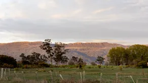 Stunning Tiers Views & Bath on route to Cradle Mtn - Image 3