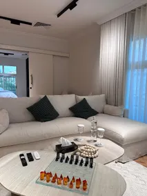 Modern hotel suite with self check-in - Image 5