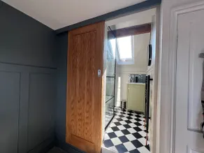 2-storey home near center - Image 4