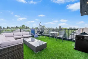 Exquisite 5Bd Rooftop Home Near Airport & Downtown - Image 4