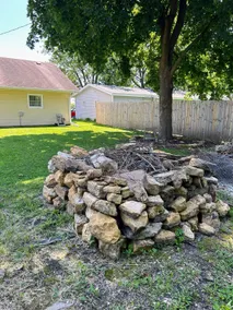 Charming 3 Bedroom Ranch Centrally Located . - Image 3