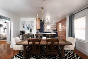 Downtown 1920’s Luxury - Breakfast and amenities! - Image 2