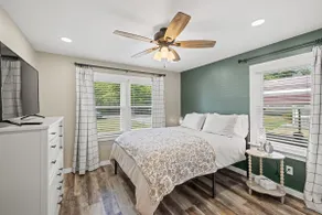 Cozy 2 Bedroom House - Image 3
