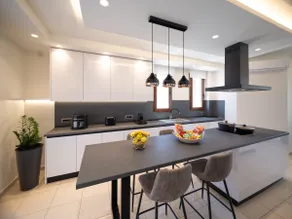 Old Town 7 min | Free Airport Pickup | 6BR Villa - Image 3