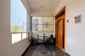 Luxury 3BHK - Clean w/ modern amenities near HiTex - Image 4