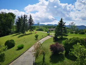 Villa Merkur Orahovica - Holiday Home with Pool and Jacuzzi - Image 3