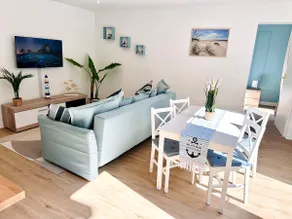 In the Heart of Granville - And 200 m from the beach - Image 3