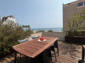 Amazing beachfront house 🌊 - Image 3