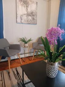 The Town-Suite at Wanskuck NEW* 2-BR APT | Parking - Image 3