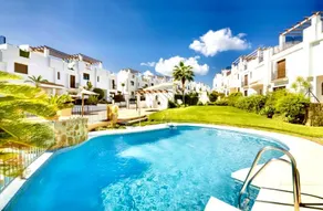 Apartment with Roof Terrace in La Alcaidesa - Image 5
