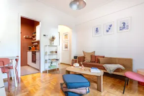 Architect-designed 1Br in Kolonaki - Image 2