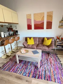 The Sunbird: Vibrant Lake Erie Condo - Image 2