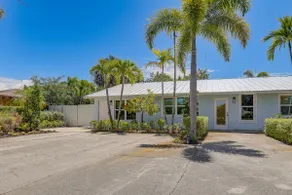Vibrant North Palm Beach Home ~ 2 Mi to Beach! - Image 4