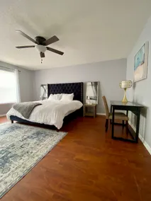 Spacious 5BR Group Friendly and Great Location - Image 5