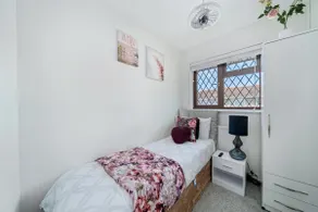 IMMACULATe Home Near Central London - Image 4