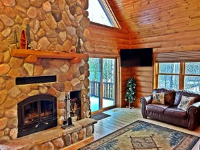 Relaxing Log Cabin on Willow Lake WiFi, AC - Image 4