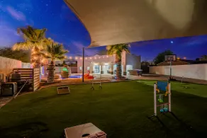 Phoenix Villa | resort style backyard - Image 2