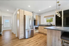 Opulence Suite-Luxury New Build with Riverview - Image 2
